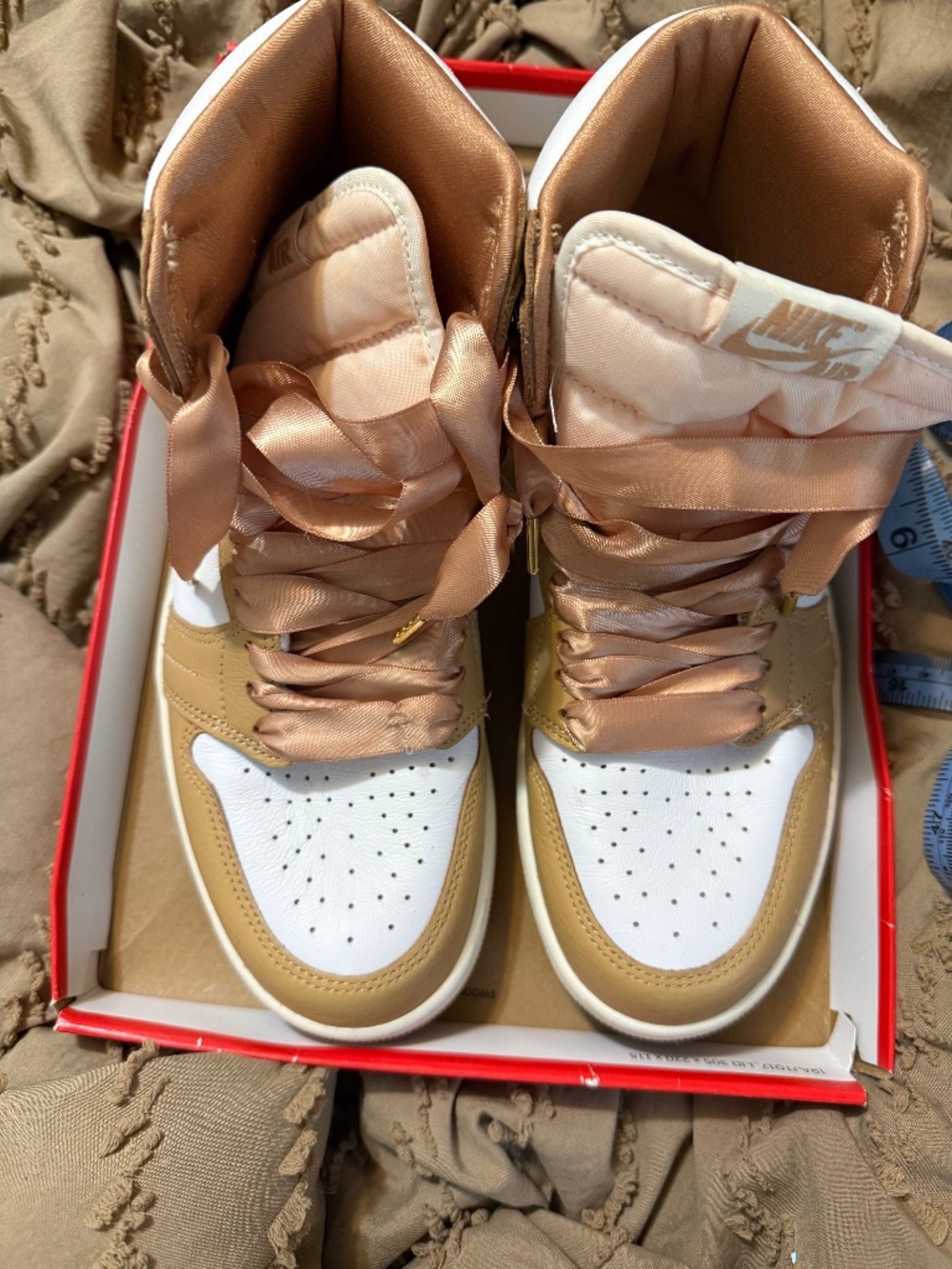 Women’s air Jordan 1 retro hi oh